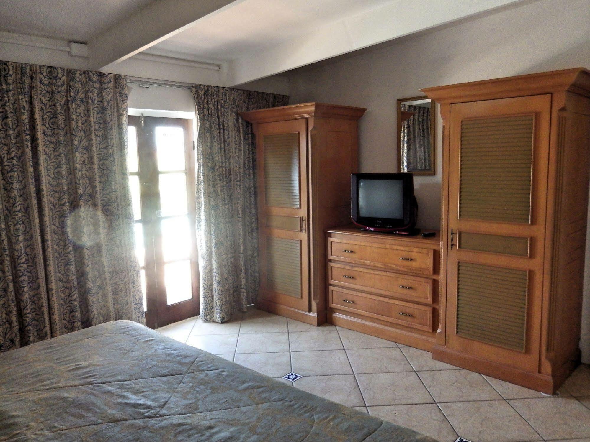 Aruba Cunucu Residence Palm Beach Eksteriør bilde